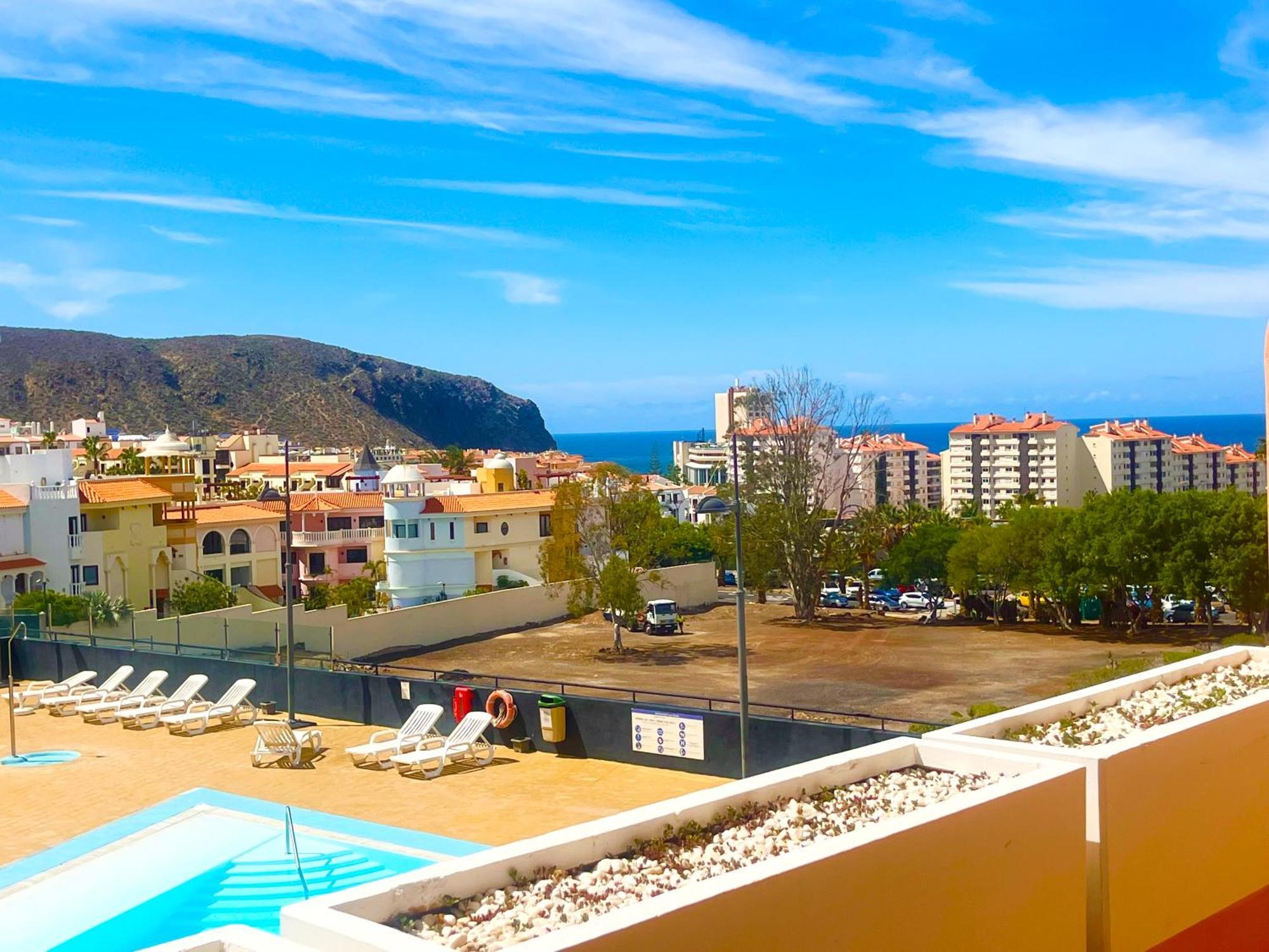 Seres - Relaxing With Pool Los Cristianos (Tenerife)